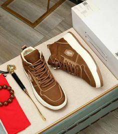 Picture of UGG Shoes Men _SKUfw150350810fw